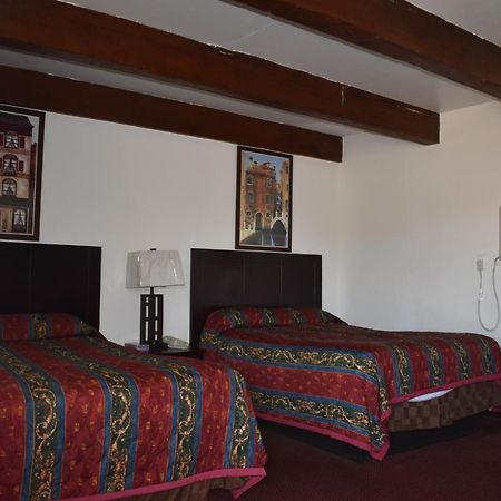 Budget Inn & Suites Freer Esterno foto