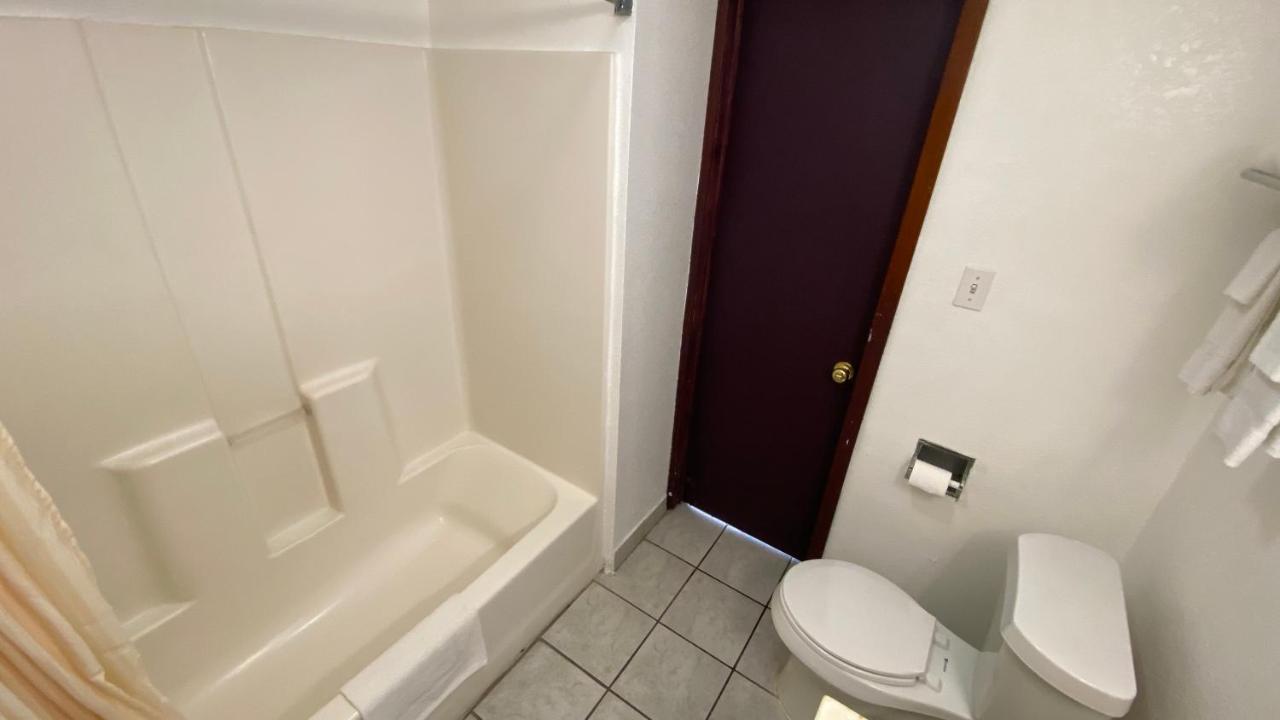 Budget Inn & Suites Freer Esterno foto