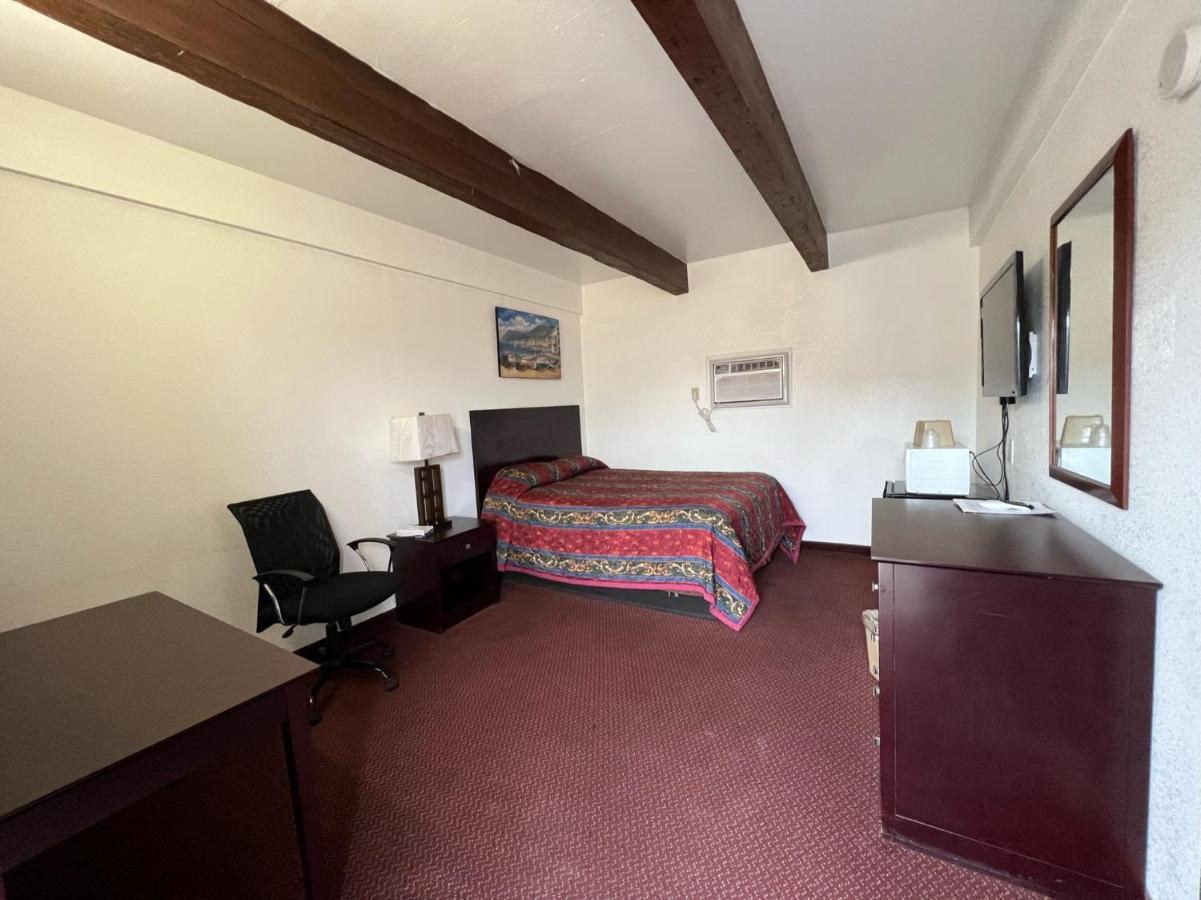 Budget Inn & Suites Freer Esterno foto